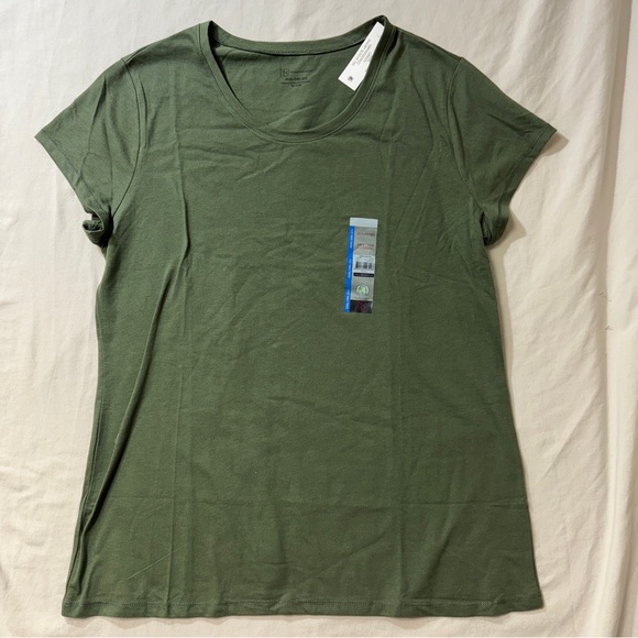 No Boundaries Tops - NWT Olive Green tShirt Womens 3X Loose Fit Casual Top Classic Basic Short Sleeve